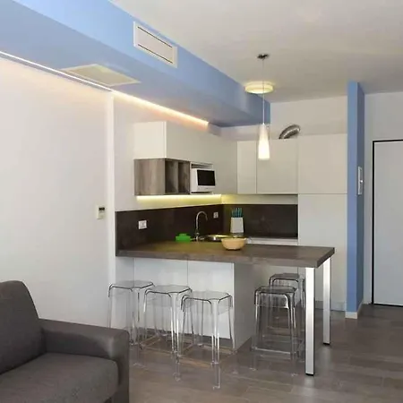 Apartamento In 21783 *